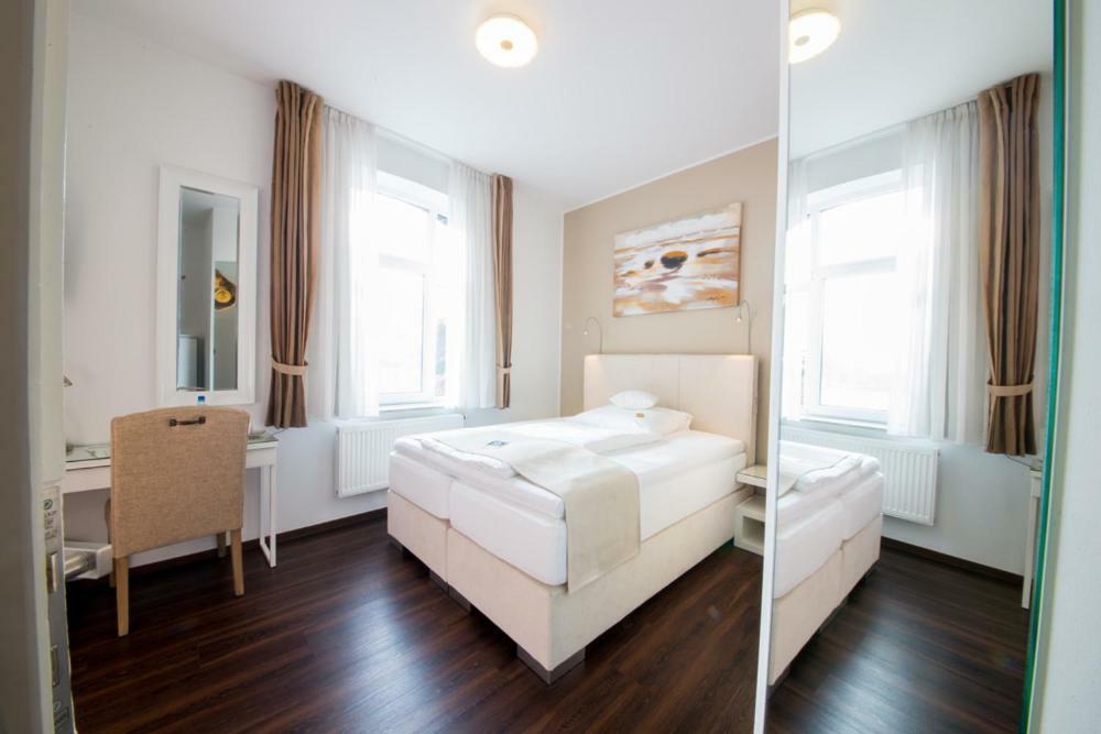 Landhotel Alte Toepferei Duisburg Kültér fotó